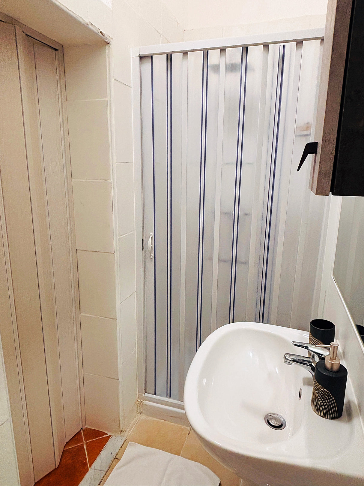 Ciao Malli Apartment-Napoli For Booking Call 333 785 6025